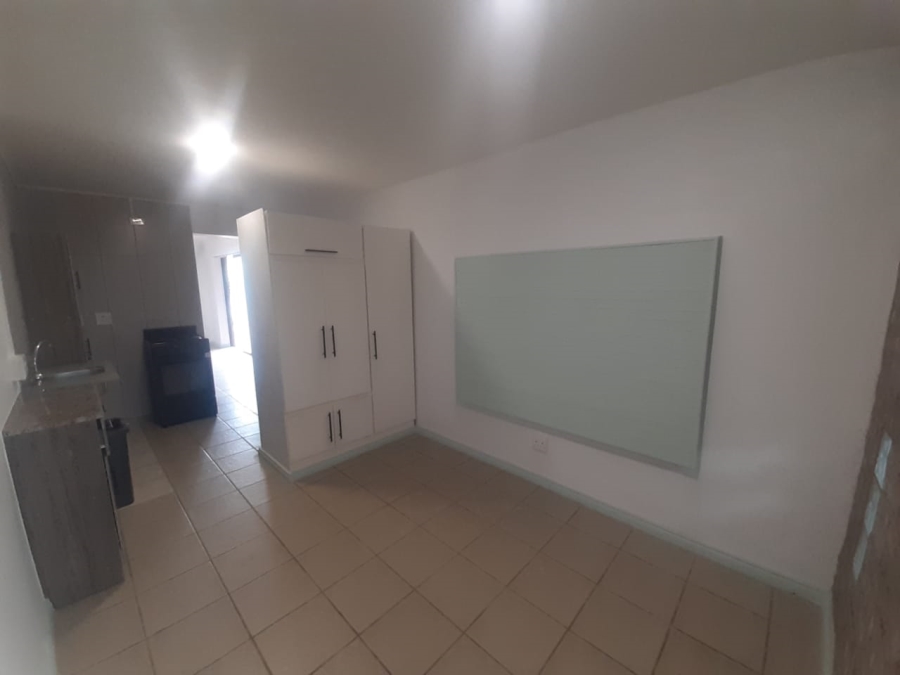 To Let 1 Bedroom Property for Rent in De Bakke Western Cape